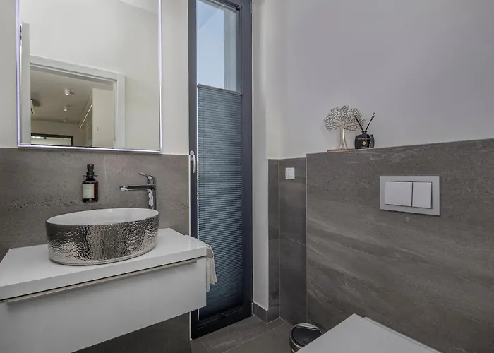 One Zadar * Сукошан